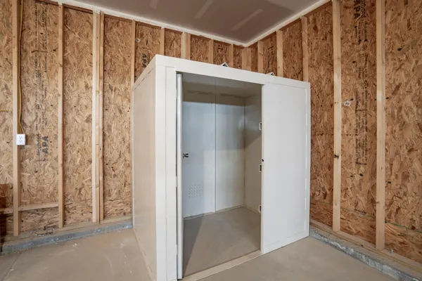 $750,000 | 11925 West 39th St/ Macarthur Wichita Ks 67215, Wichita, KS 67215