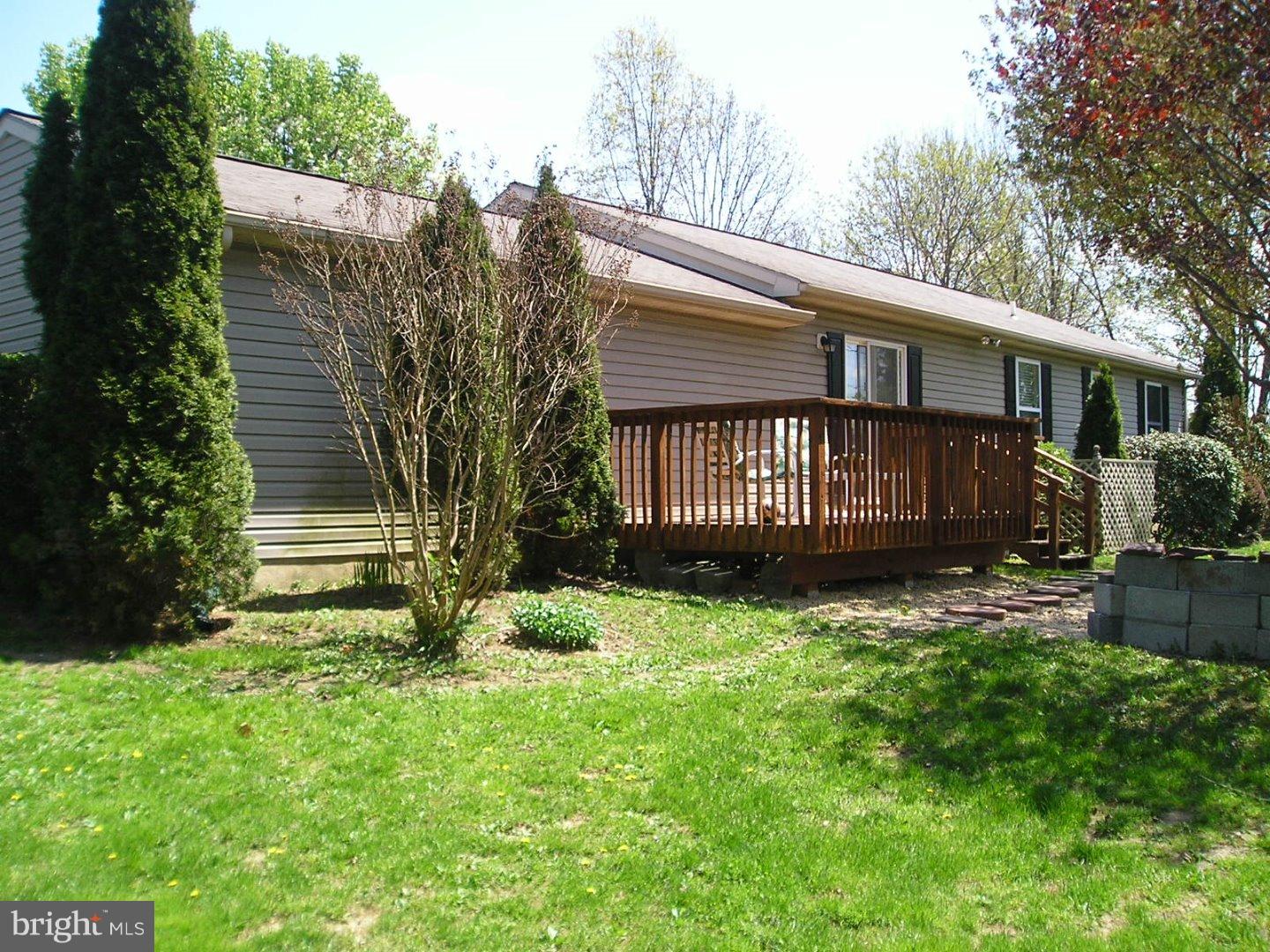 180 Middle Road Dublin, PA 18917 - Photo 3 of 18 Exterior Back