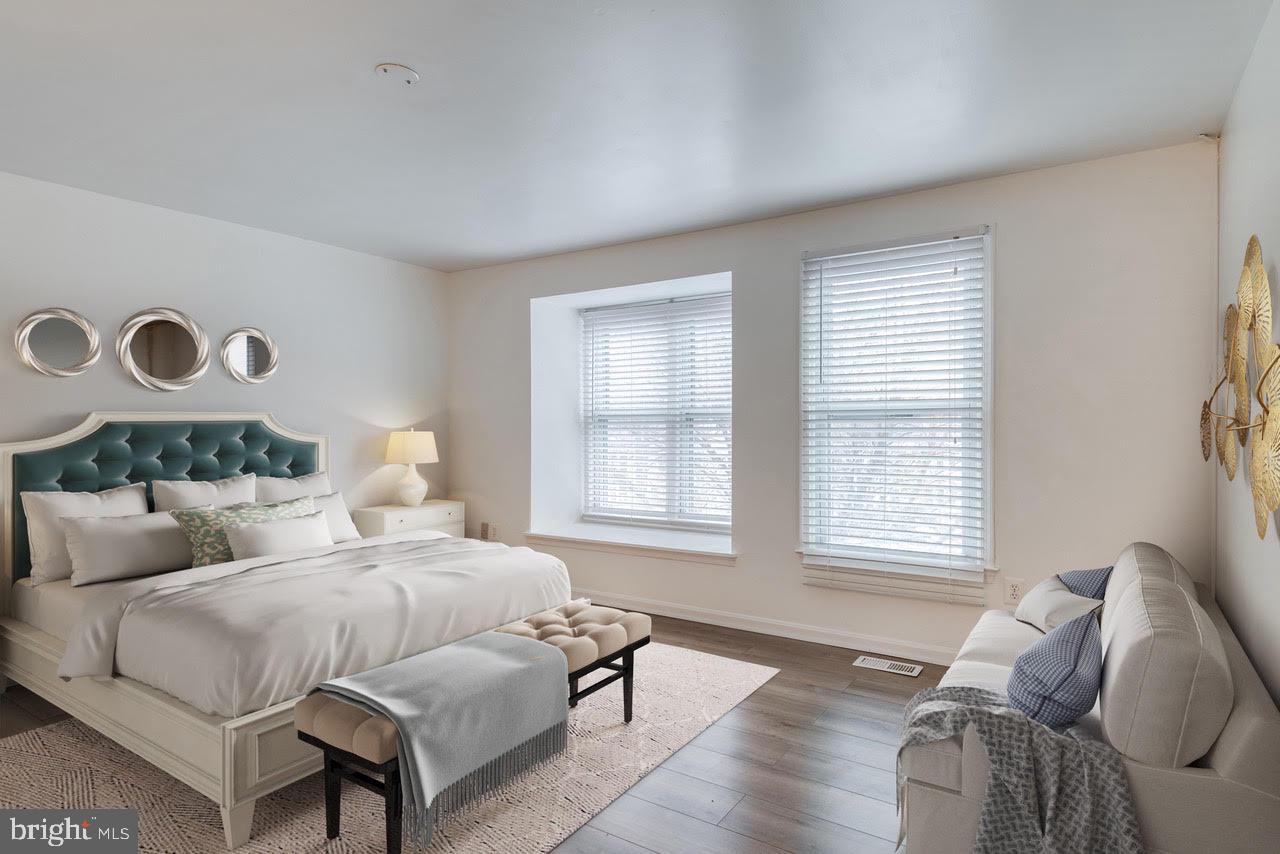 11219 Silentwood Lane Reston, VA 20191 - Photo 23 of 44 Virtual staging of Master Bedroom