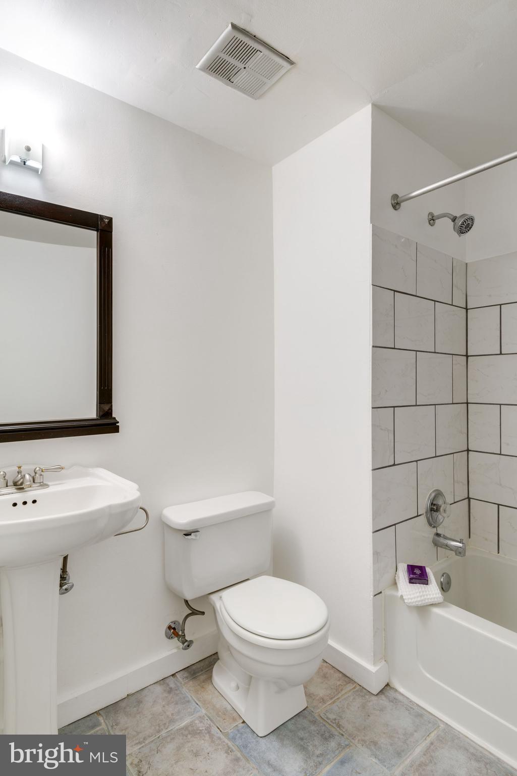 11219 Silentwood Lane Reston, VA 20191 - Photo 34 of 44 Lower Level Full Bath En Suite