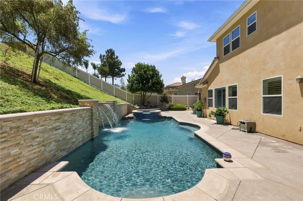 17213 Noble View Circle Riverside, CA 92503 - Photo 36 of 52