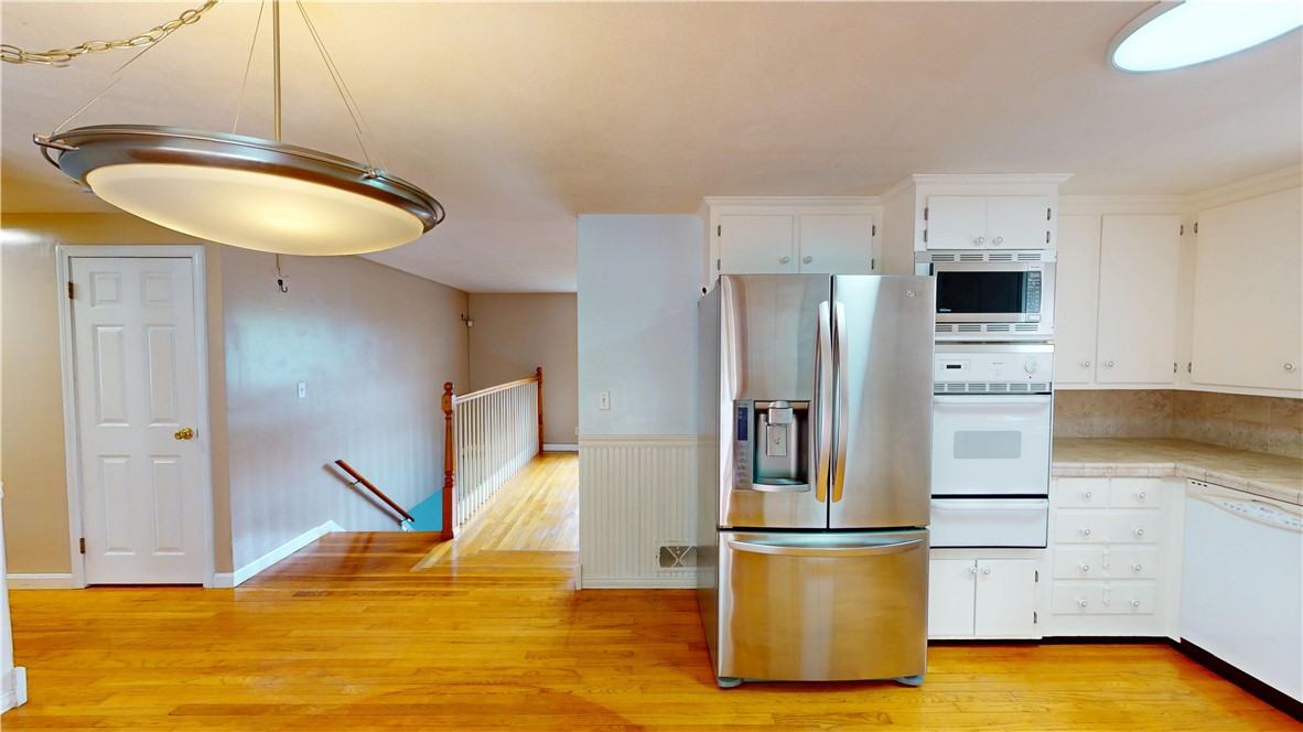 218 Douglas Road Warwick, RI 02886 - Photo 14 of 44