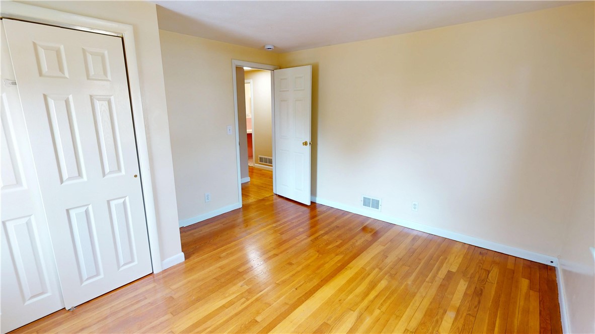 218 Douglas Road Warwick, RI 02886 - Photo 26 of 44