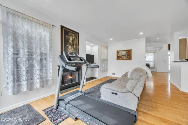 $869,000 | 155 Point Of Woods Boulevard, Morganville, NJ 07751