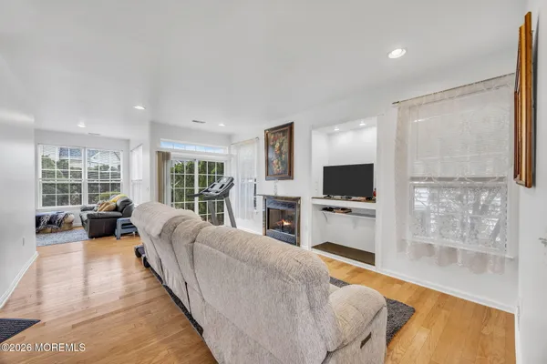 $869,000 | 155 Point Of Woods Boulevard, Morganville, NJ 07751