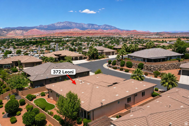372 South Leoni Way Washington, UT 84780 - Photo 4 of 48