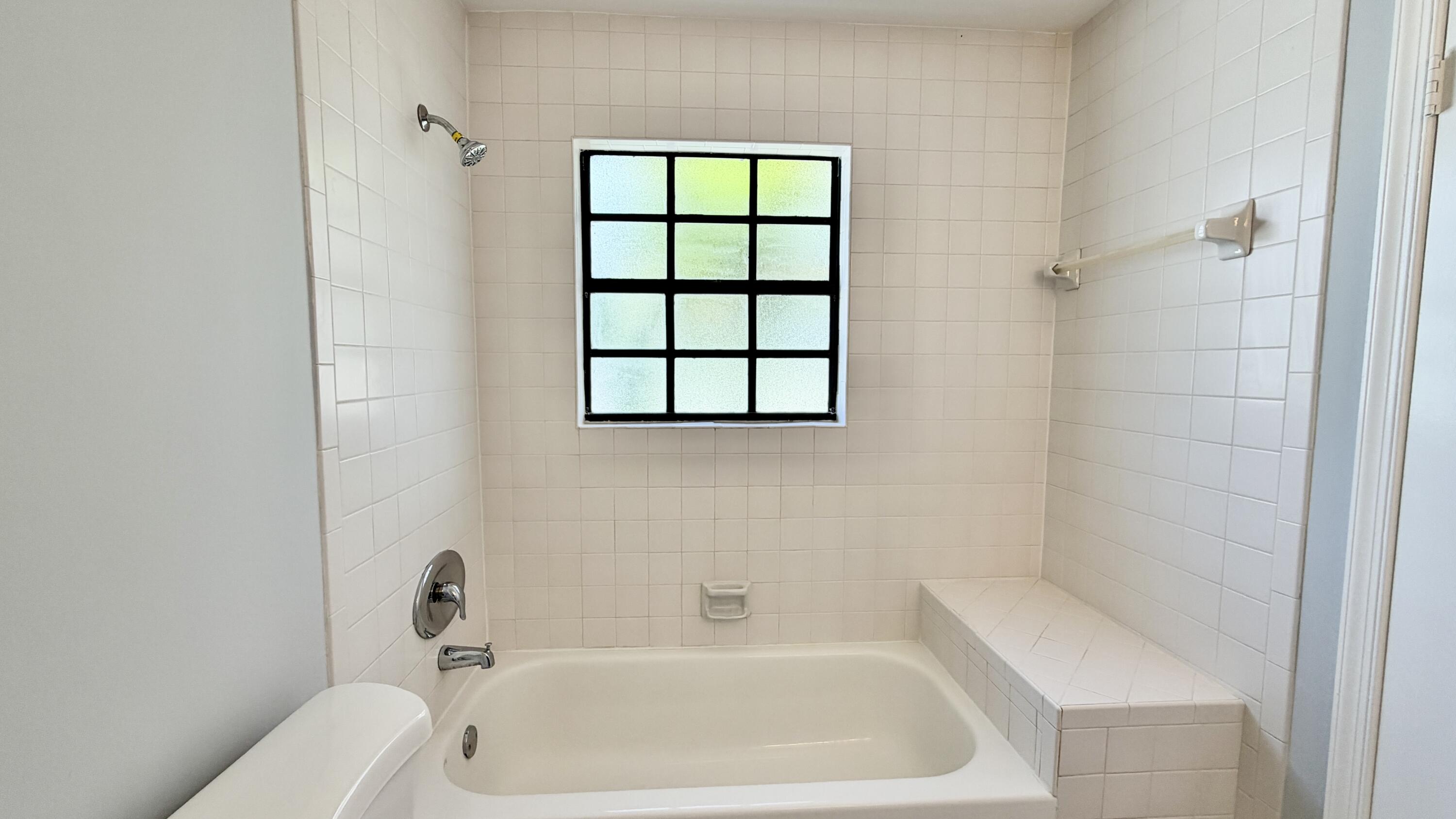 6048 Garrett Street Jupiter, FL 33458 - Photo 37 of 101 IMG_8863