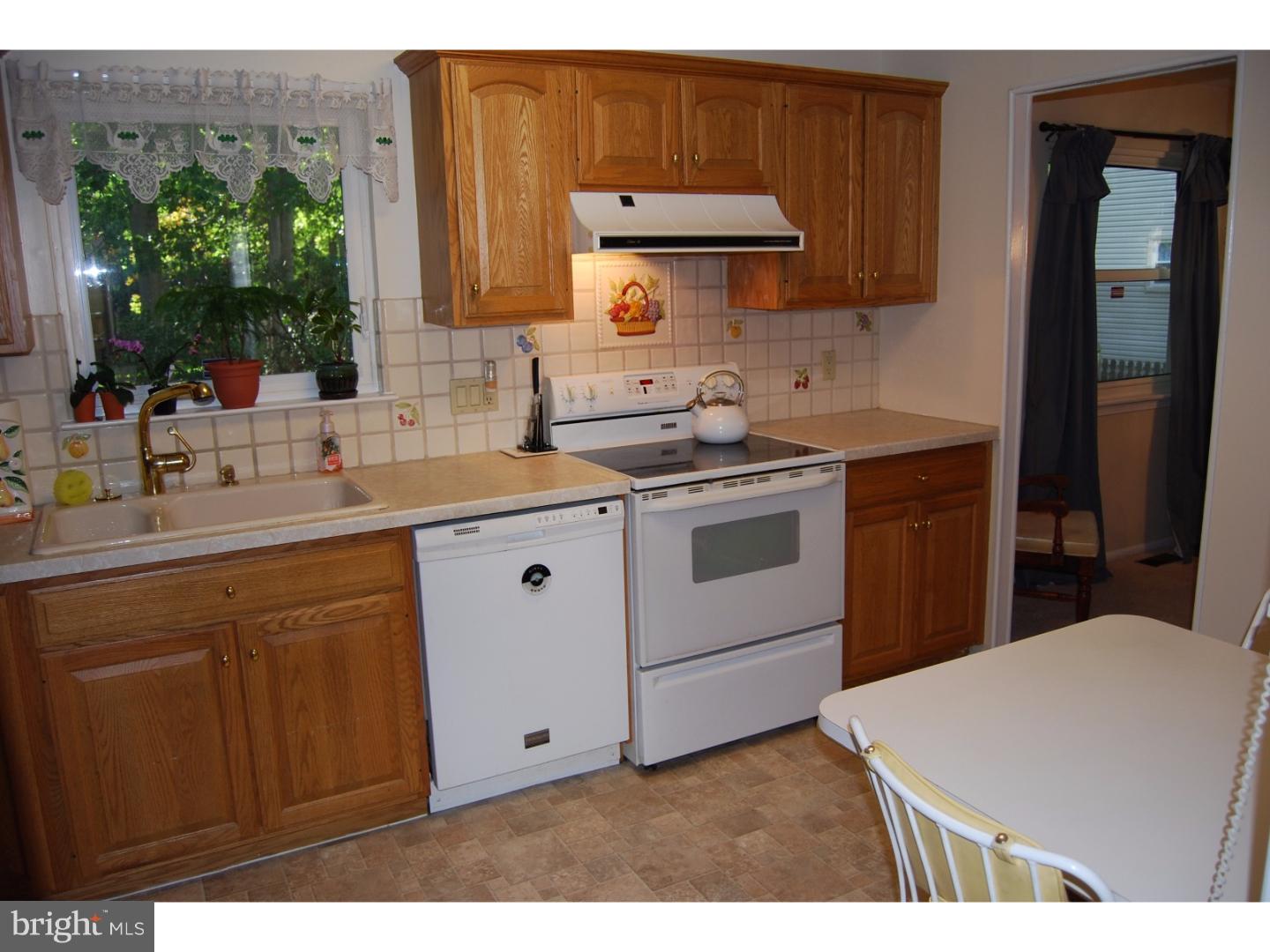 159 Antietam Road Delran, NJ 08075 - Photo 9 of 19