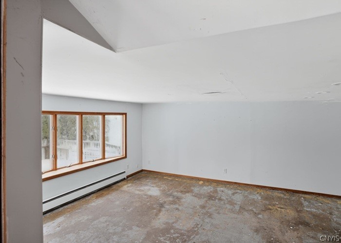 1709 Caldicott Road Rotterdam, NY 12303 - Photo 7 of 19