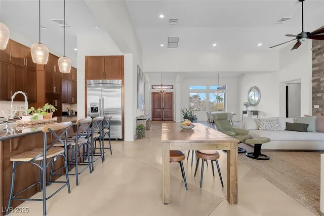 $9,000 | 4725 North Jensen Street, Las Vegas, NV 89129