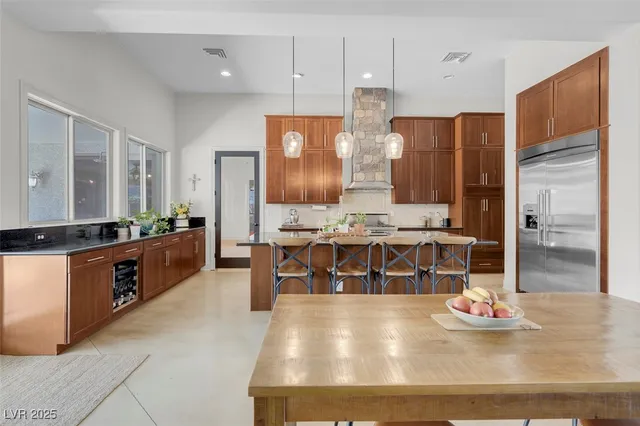 $9,000 | 4725 North Jensen Street, Las Vegas, NV 89129