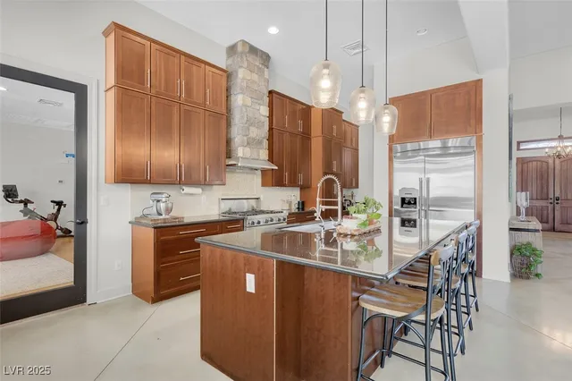 $9,000 | 4725 North Jensen Street, Las Vegas, NV 89129