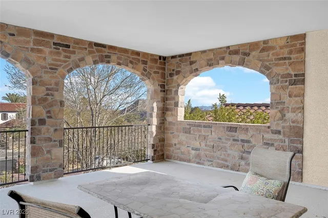 $9,000 | 4725 North Jensen Street, Las Vegas, NV 89129