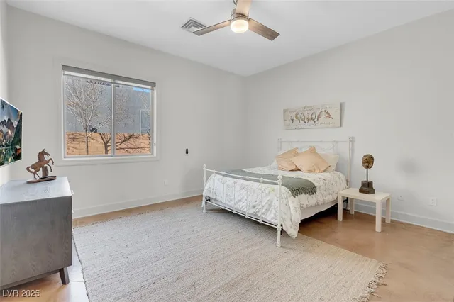 $9,000 | 4725 North Jensen Street, Las Vegas, NV 89129