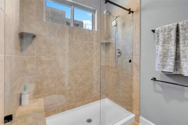 $9,000 | 4725 North Jensen Street, Las Vegas, NV 89129