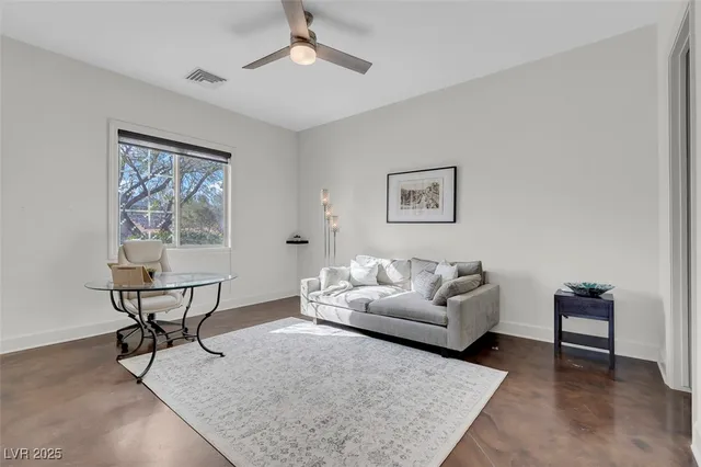 $9,000 | 4725 North Jensen Street, Las Vegas, NV 89129