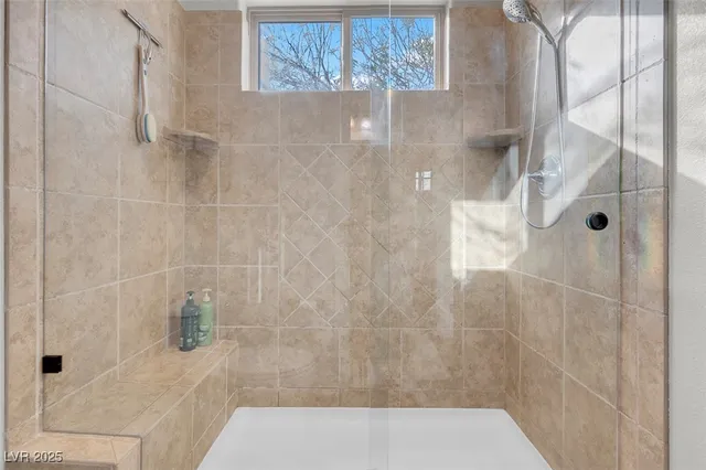 $9,000 | 4725 North Jensen Street, Las Vegas, NV 89129