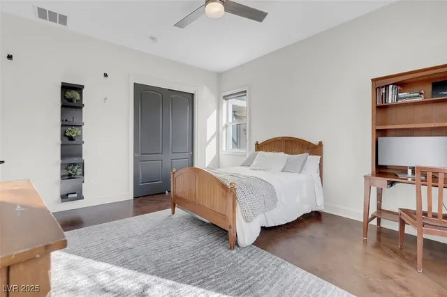 $9,000 | 4725 North Jensen Street, Las Vegas, NV 89129