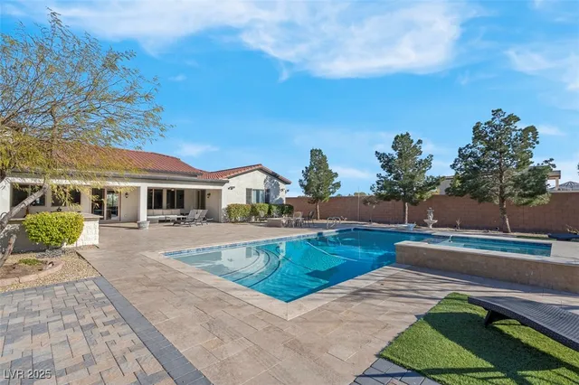 $9,000 | 4725 North Jensen Street, Las Vegas, NV 89129