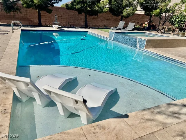 $9,000 | 4725 North Jensen Street, Las Vegas, NV 89129