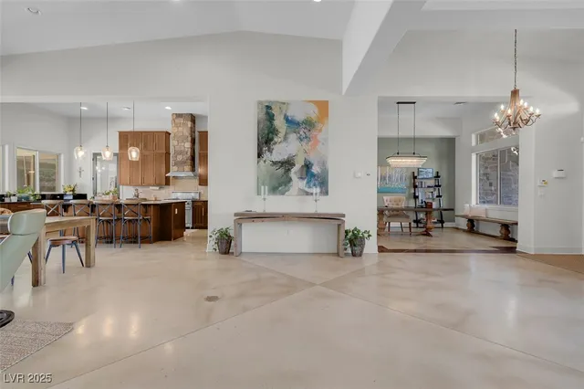 $9,000 | 4725 North Jensen Street, Las Vegas, NV 89129