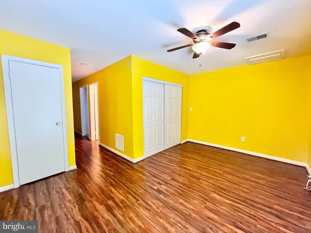 $2,420 | 5504 Woodlawn Manor Court, Alexandria, VA 22309