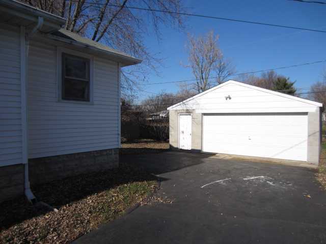 2112 Ferris Road Columbus, OH 43224 - Photo 9 of 10