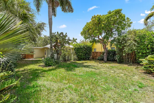 $849,000 | 224 North Ocean Breeze, Lake Worth Beach, FL 33460