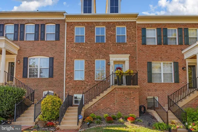 $3,300 | 642 Belmont Bay Drive, Woodbridge, VA 22191
