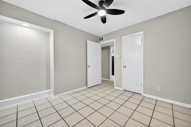 $750 | 816 South Crockett Street, Unit 4, Sherman, TX 75090