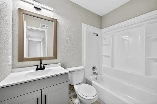 $750 | 816 South Crockett Street, Unit 4, Sherman, TX 75090