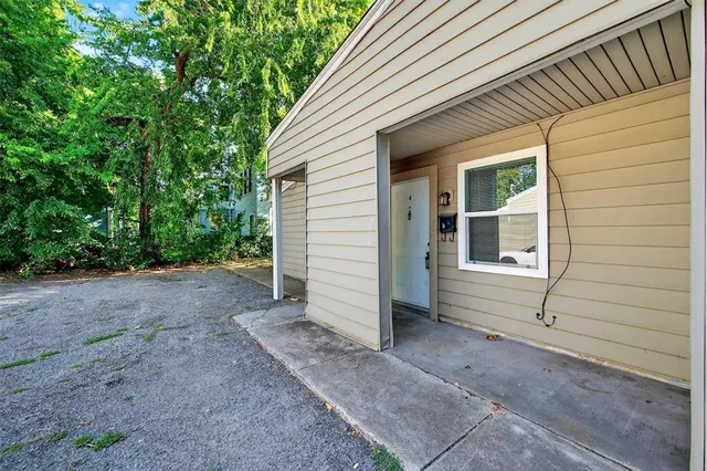 $750 | 816 South Crockett Street, Unit 4, Sherman, TX 75090