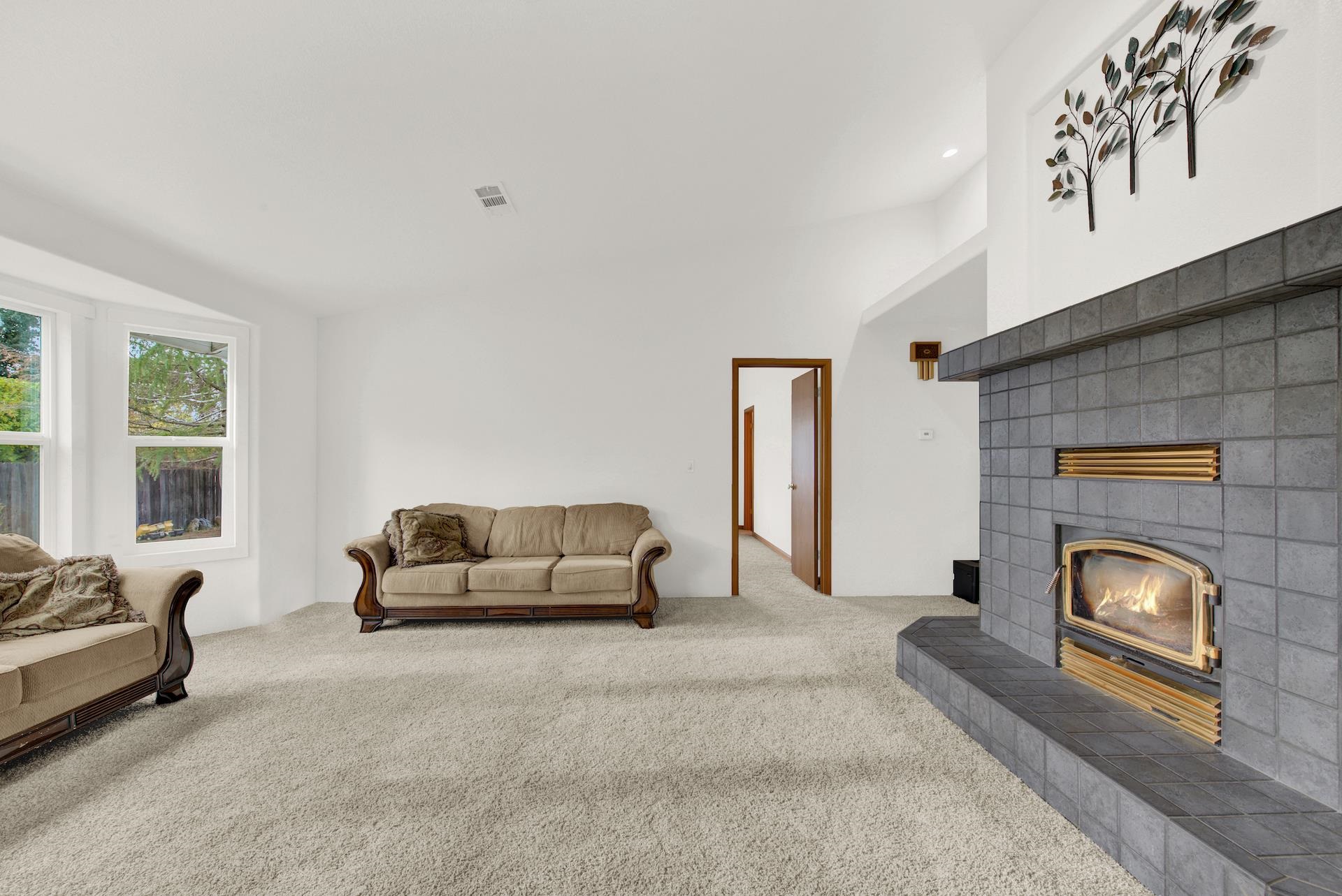 9885 Ashurst Street Proberta, CA 96078 - Photo 15 of 58