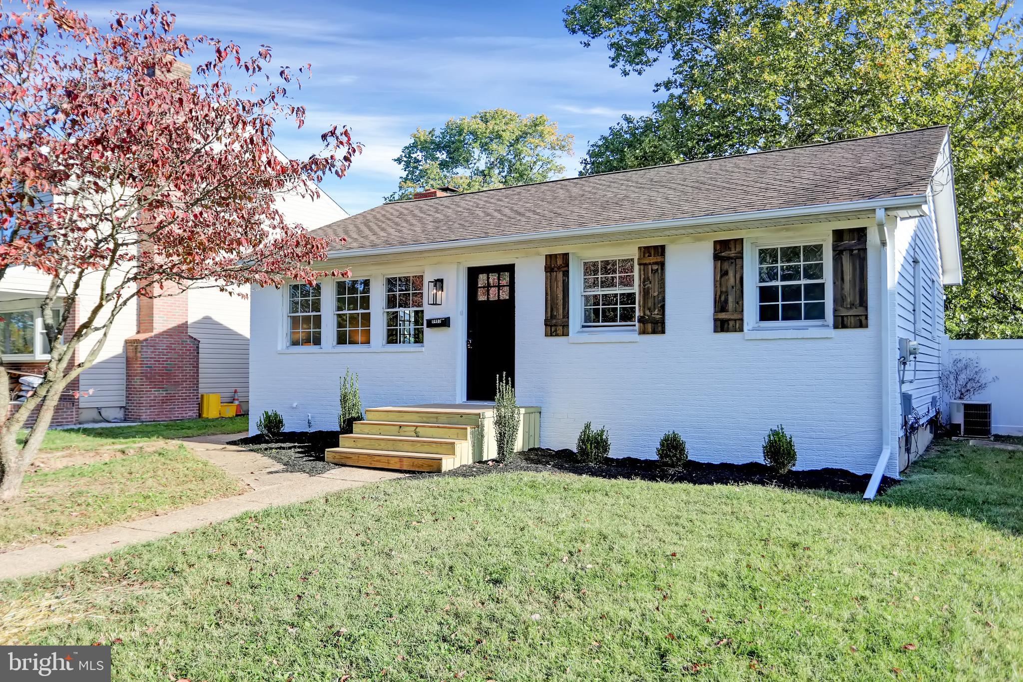 8483 Arbutus Road Pasadena, MD 21122 - Photo 4 of 33 Gallery Image 4