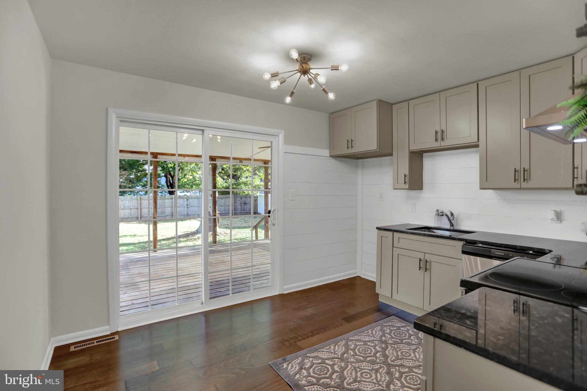 8483 Arbutus Road Pasadena, MD 21122 - Photo 10 of 33 Gallery Image 10