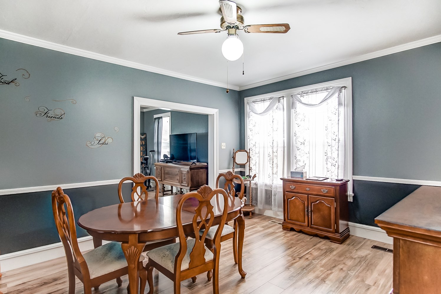 255 West Maple Street Waterloo, IN 46793 - Photo 8 of 24 Gallery Image 8
