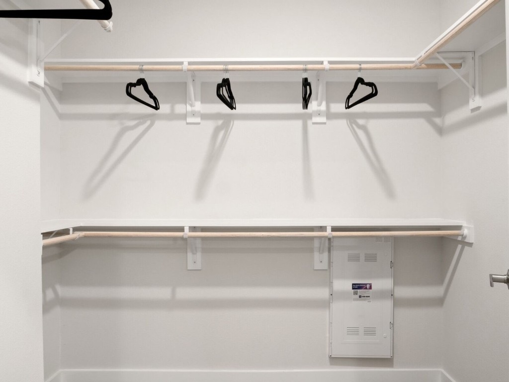 23100 Clay Road, Unit 3204 Katy, TX 77493 - Photo 11 of 29 a close view of sink