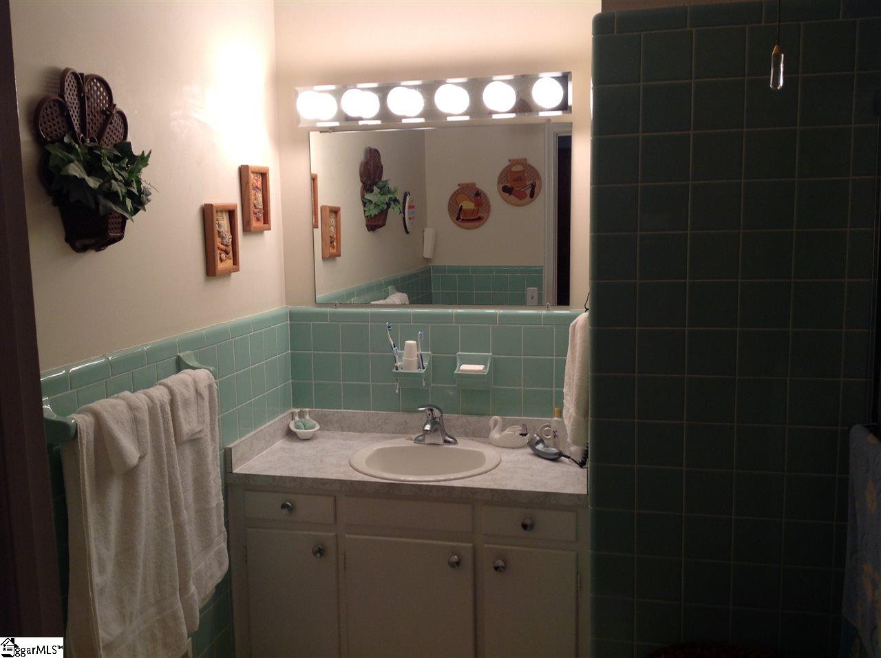 284 State Rd S-30-567 Clinton, SC 29325 - Photo 13 of 32 Gallery Image 13