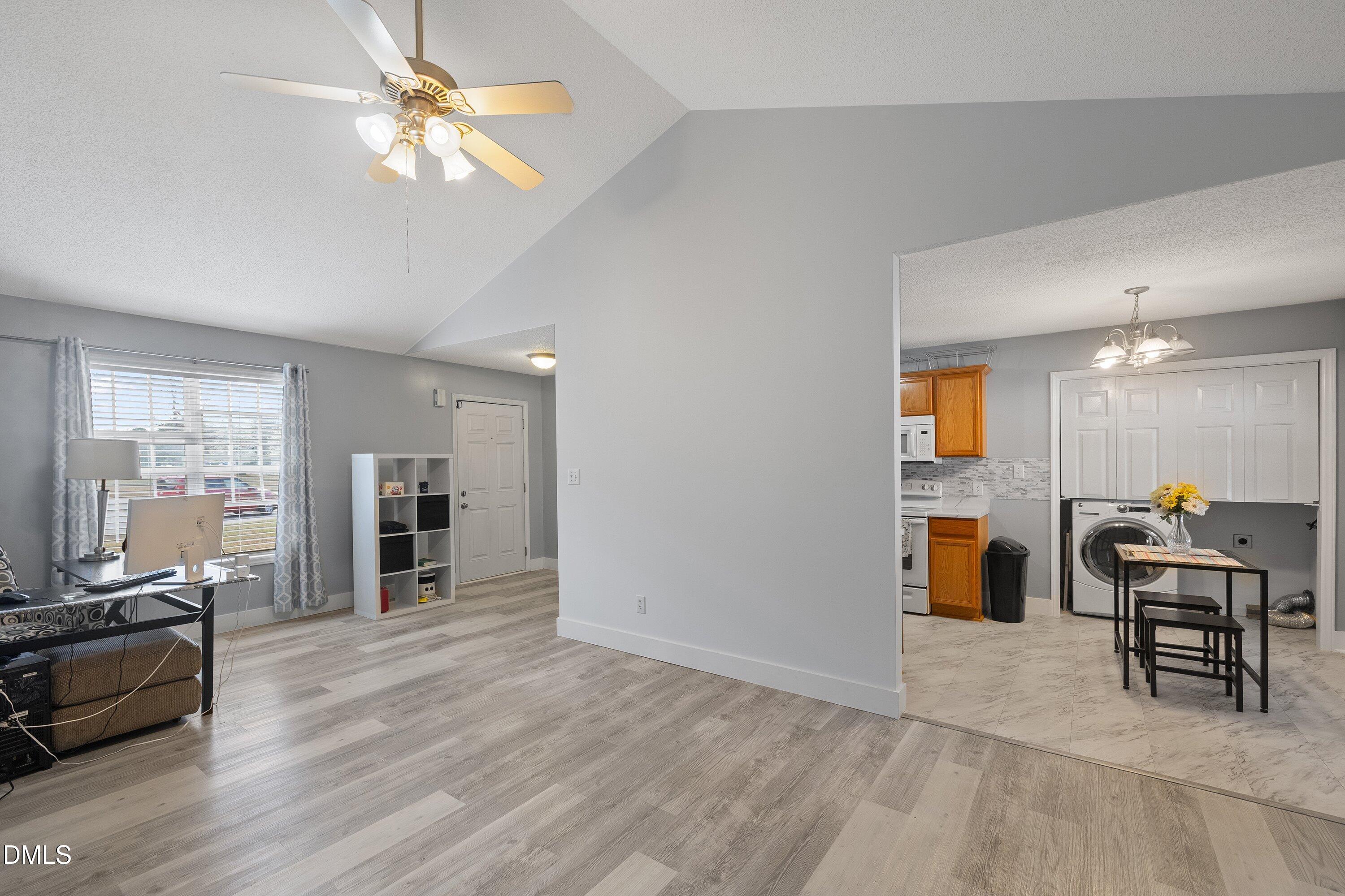 169 Montesino Drive Raleigh, NC 27603 - Photo 11 of 43 11-169 Montesino_2442