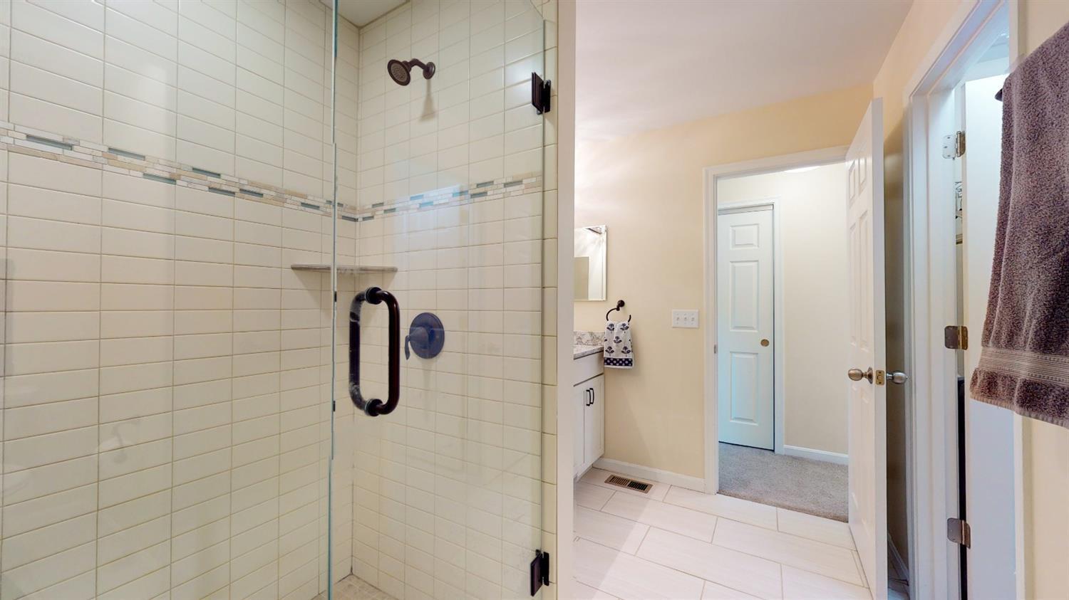 3653 Brotherton Road Cincinnati, OH 45209 - Photo 25 of 39