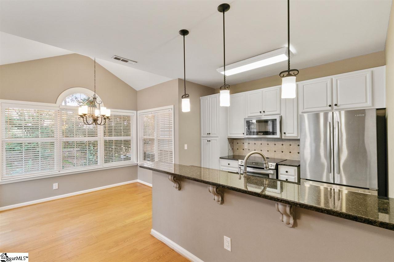 308 Rockbrook Court Greer, SC 29650 - Photo 11 of 36 Gallery Image 11