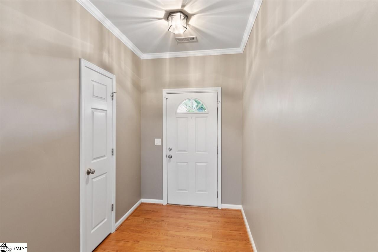 308 Rockbrook Court Greer, SC 29650 - Photo 6 of 36 Gallery Image 6