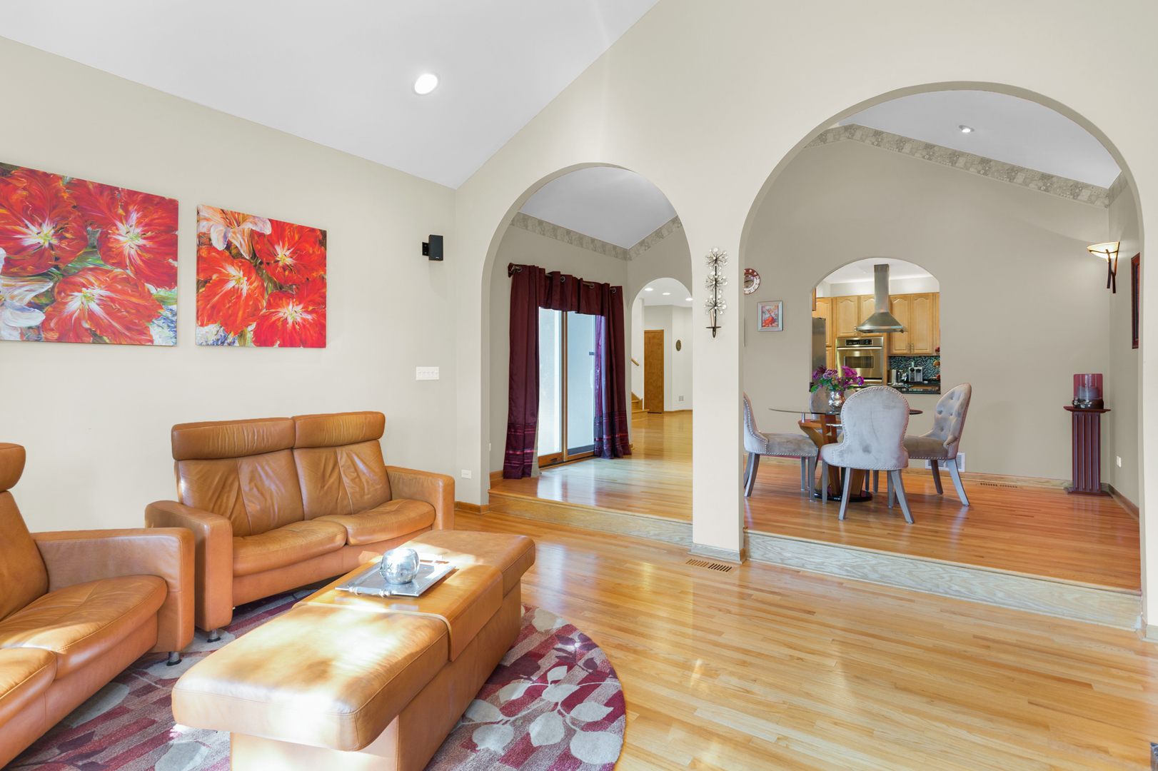 1050 Ridge Road Highland Park, IL 60035 - Photo 7 of 33 a living room with furniture and wooden floor