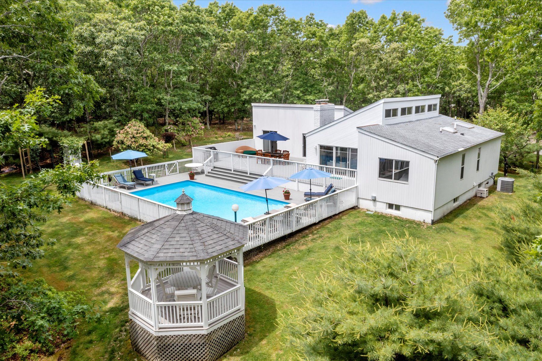 20 Rivers Road East Hampton, NY 11937 - Photo 3 of 27