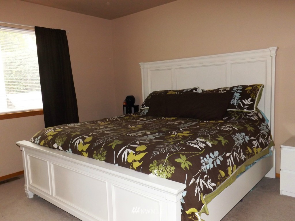 2702 Rickey Road Bremerton, WA 98310 - Photo 7 of 14