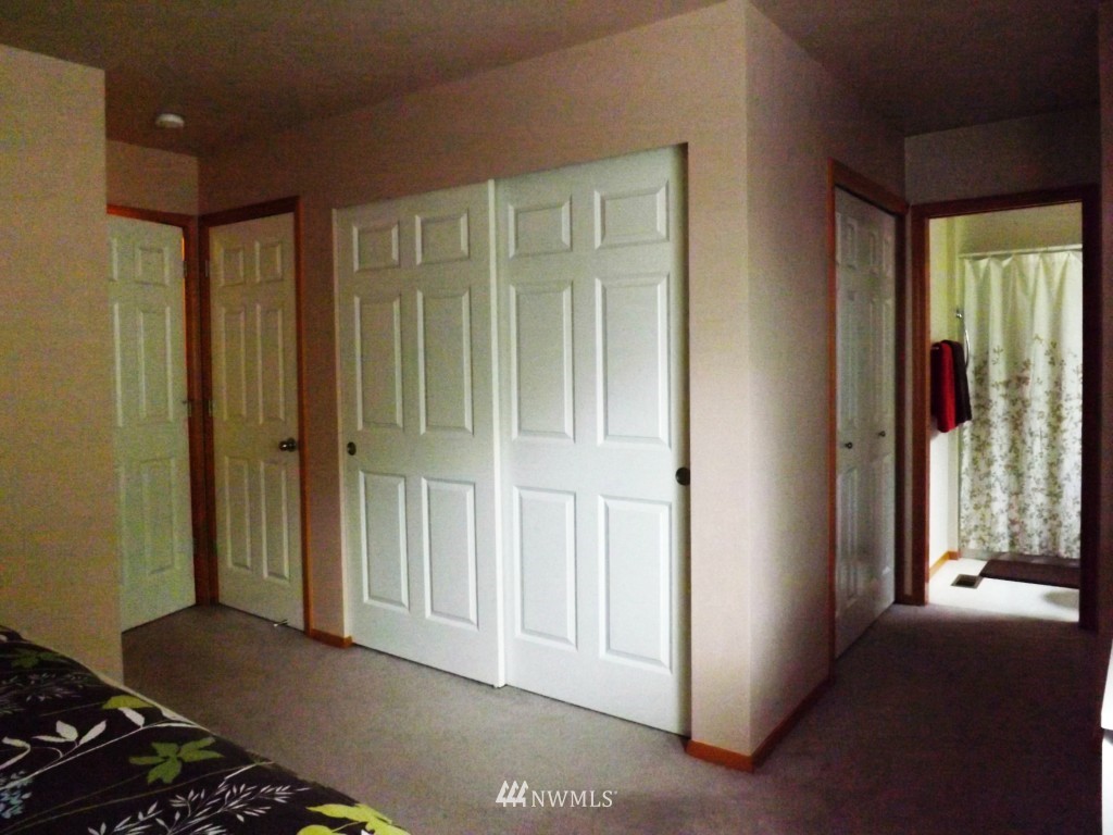 2702 Rickey Road Bremerton, WA 98310 - Photo 8 of 14