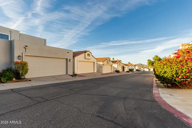 $475,000 | 14242 North 23rd Street, Phoenix, AZ 85022