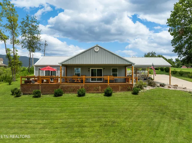 $475,000 | 817 Powell Valley Shores Circle, Speedwell, TN 37870