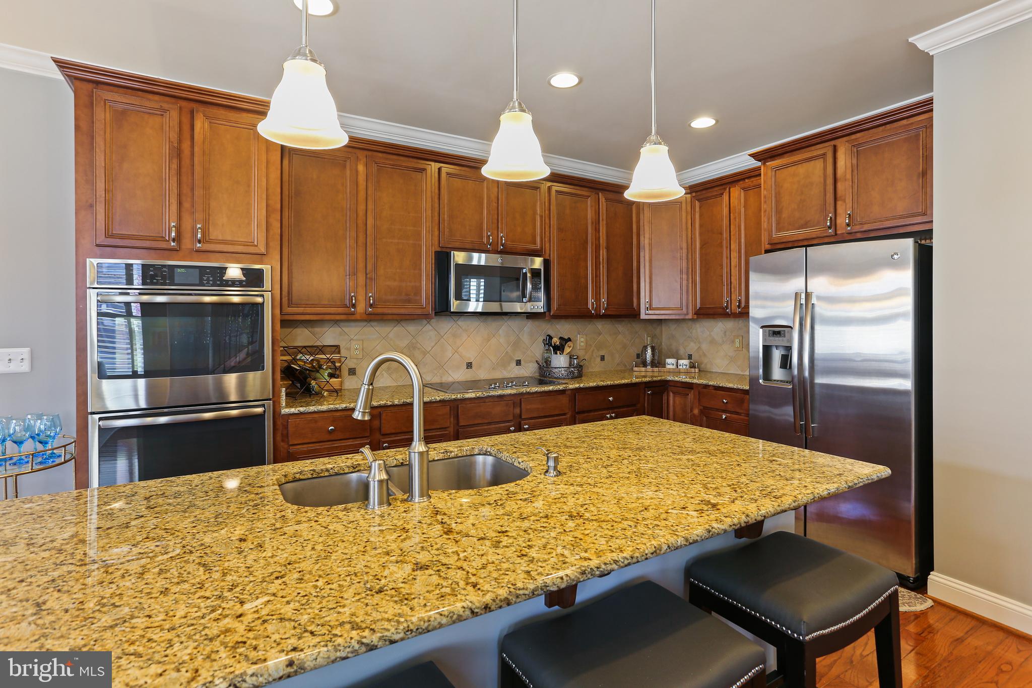 3025 Stoner's Ford Way Frederick, MD 21701 - Photo 8 of 38 Chef's delight Kitchen with center island!