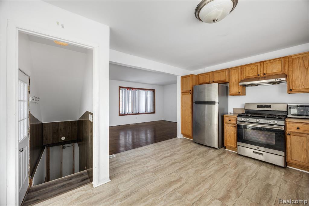 4348 Martin Road Warren, MI 48092 - Photo 9 of 20